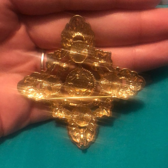 K.J.L. For Avon Brooch - Picture 5 of 5